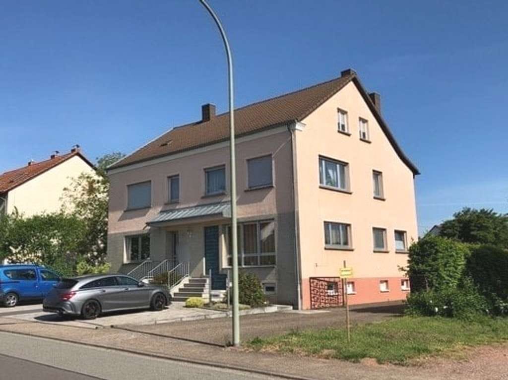 Immobilie in Überherrn - Mehrfamilienhaus in verkehrsgünstiger Lage - Bild 0