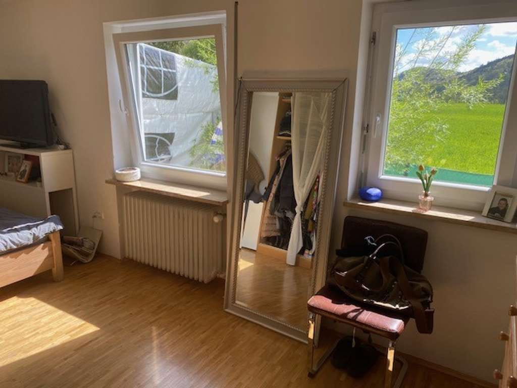 Immobilie in Essing - Bungalow mit Ausbaureserve und herrlichem Blick in Essinger Ortsrandlage - Bild 4