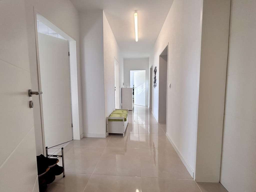 Immobilie in Fulda - Ihr neues Zuhause: Über 40 m² Wohn-/Essbereich & 3 Schlafzimmer – stilvolle 4 Zimmer Wohnung mit - Bild 2