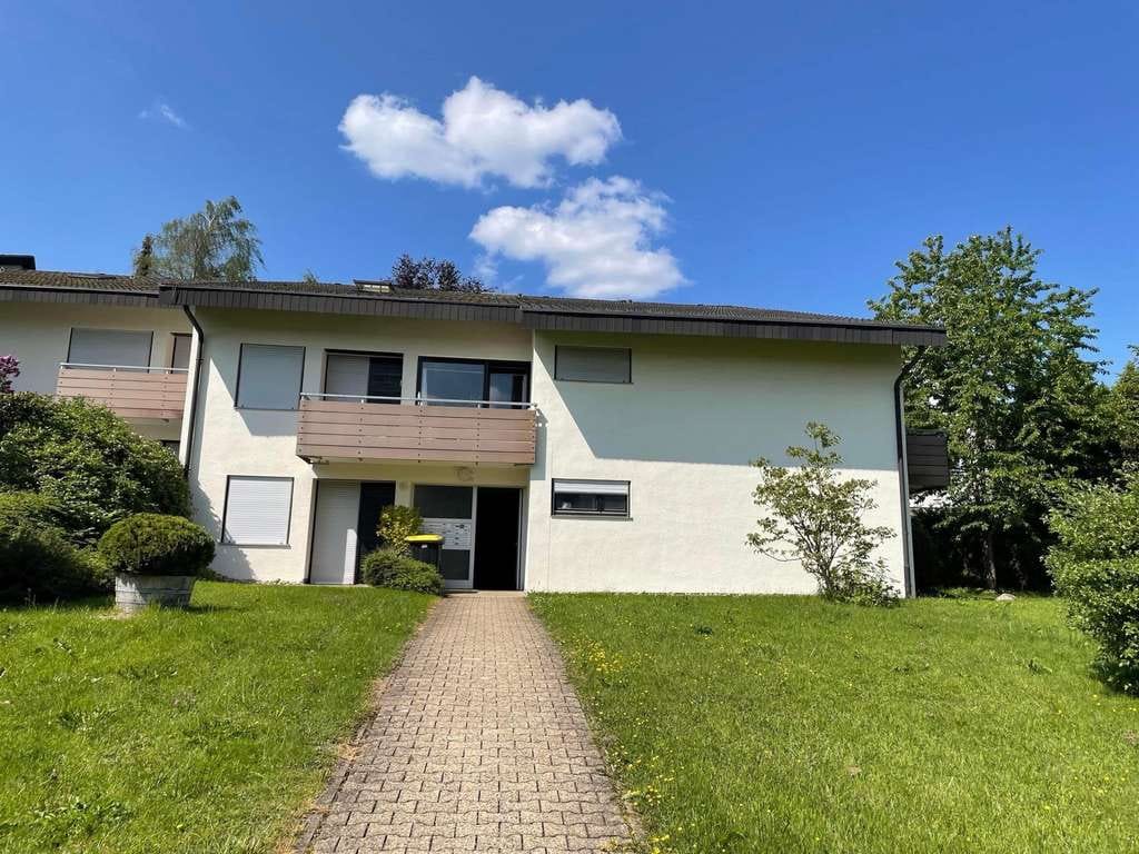 Immobilie in Schönwald im Schwarzwald - Sonniges 1-Zimmer-Appartement mit Balkon - Bild 1