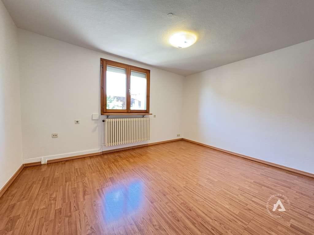 Immobilie in Engen - Haus im Haus - bezugsfreie 4 Zi. Wohnung mit Garten in Engen - Bild 4