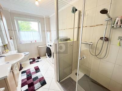 Immobilie in Büdelsdorf - VIEL PLATZ MIT SONNEN LOGGIA, ZENTRAL UND RUHIG - Bild 4