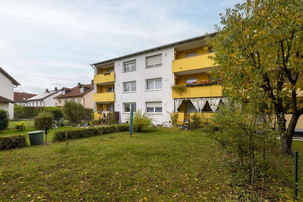 Immobilie in Wartenberg - Clever Investieren - Gepflegtes Mehrfamilienhaus mit 6 Wohneinheiten in Wartenberg - Bild 1