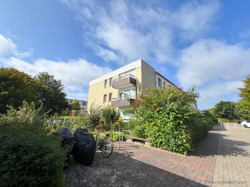 Immobilie in Westerdeichstrich - Gemütliche 1,5-Zimmer-Wohnung mit ca. 34,56 m² im 3. OG an der Familienlagune - Bild 0