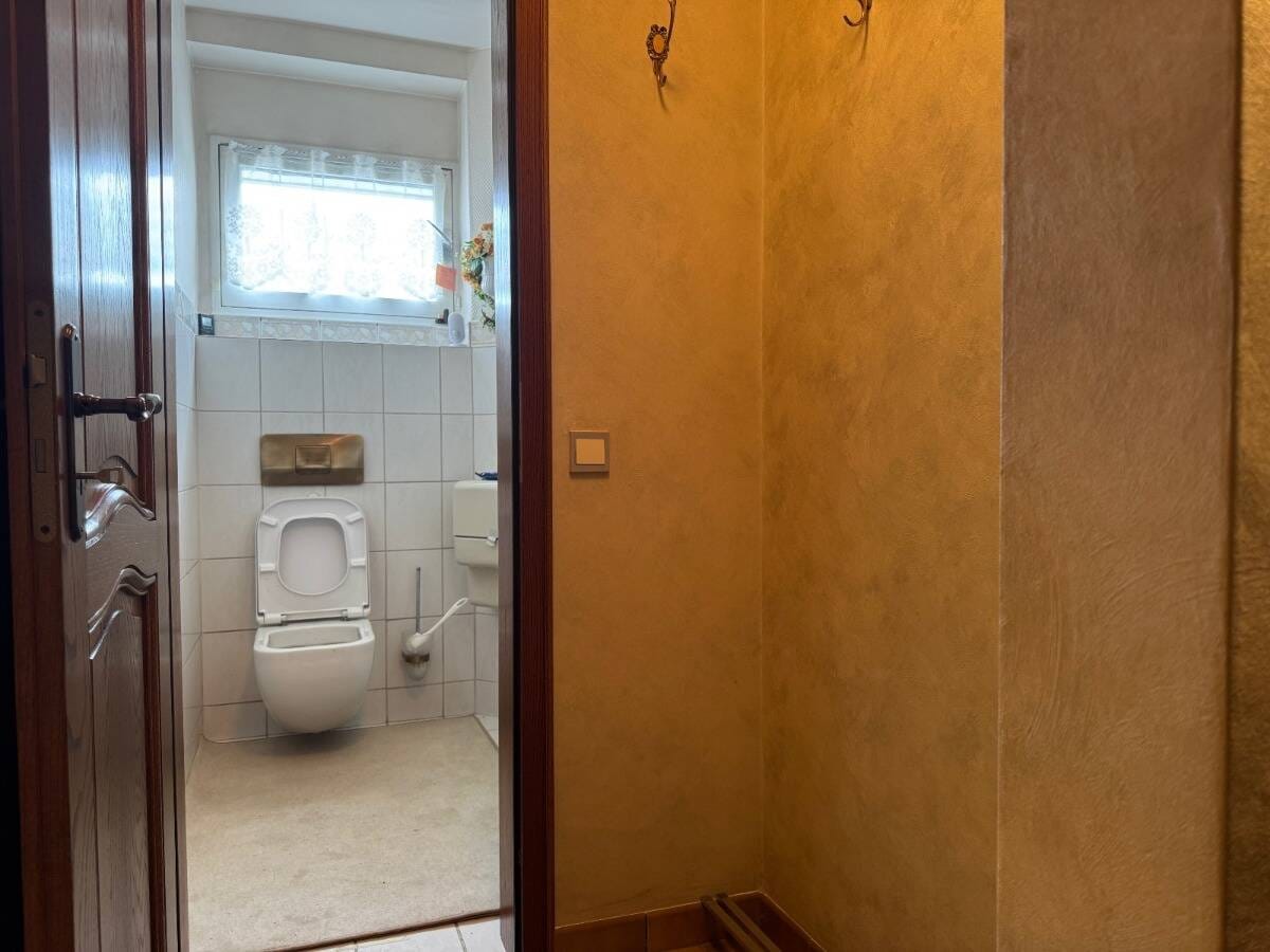 Immobilie in Neuss - Vielseitig nutzbares Reihenmittelhaus in gepflegter Lage von Neuss-Holzheim - Bild 3