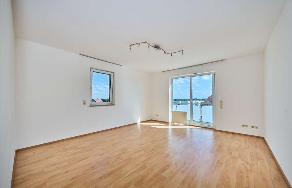 Immobilie in Wörth an der Donau - Eigentumswohnung im Zentrum von Wörth a.d.Donau _ optimal für Eigennutzer oder Kapitalanleger - Bild 2