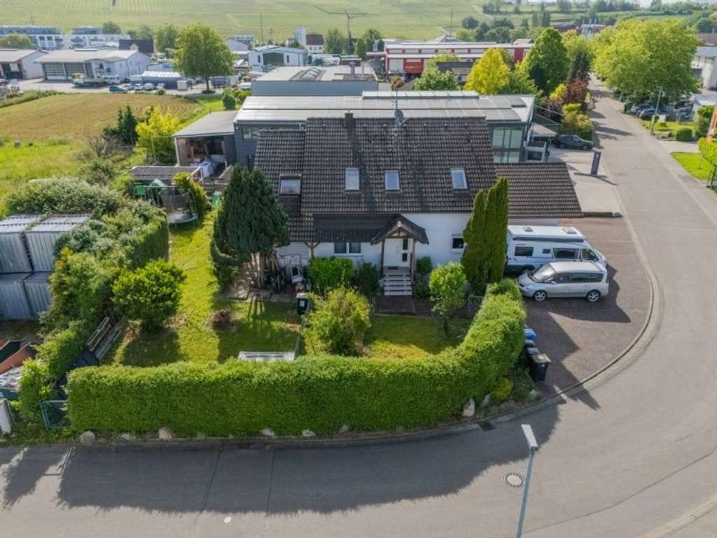 Immobilie in Schliengen - Drei Wohnungen – ein Investment: Gepflegte Kapitalanlage im Markgräflerland - Bild 0