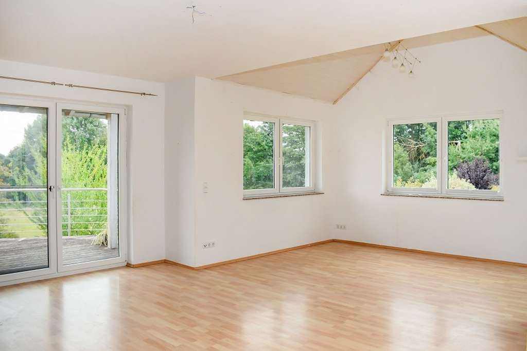 Immobilie in Adelebsen - Helles, gut geschnittenes Einfamilienhaus mit großem Garten! - Bild 2