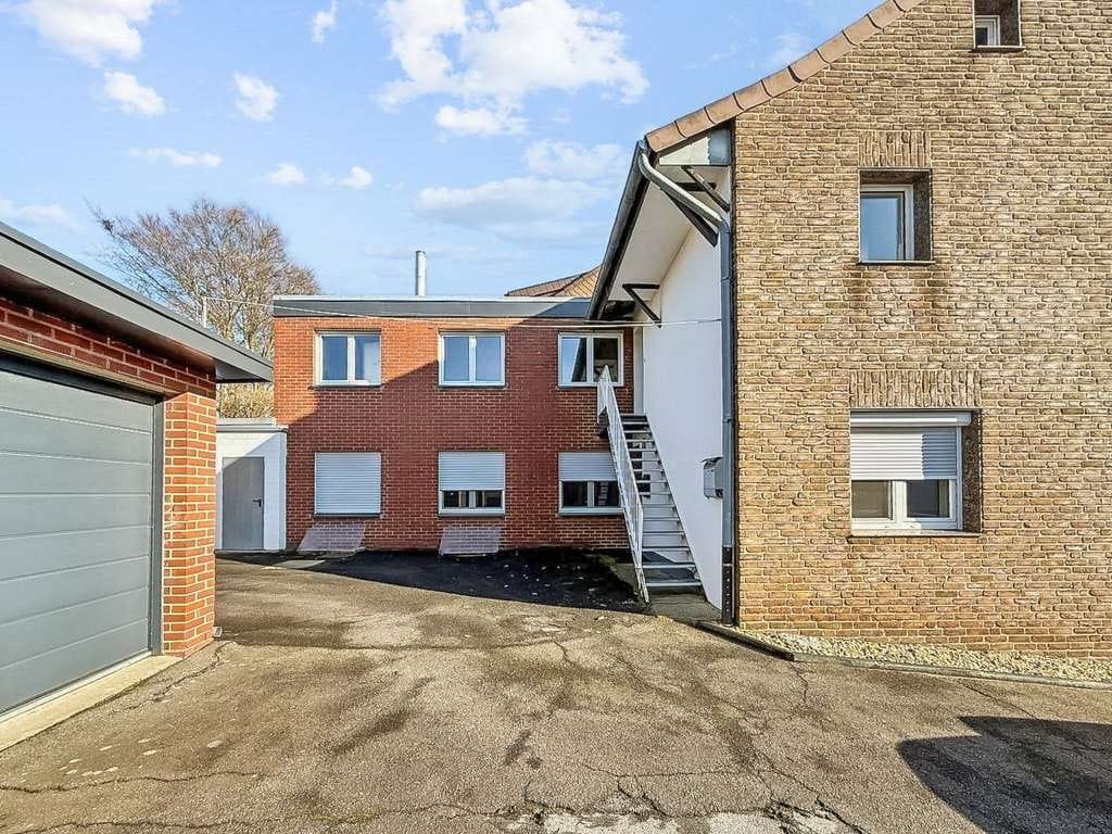 Immobilie in Wegberg - Viel Platz für die ganze Familie: Gepflegtes Zweifamilienhaus mit großem Garten in Wegberg-Arsbeck - Bild 1