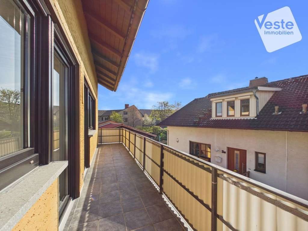 Immobilie in Ahorn - Frisch renoviert, lichtdurchflutet und mit Balkon  4-Zimmer-ETW in Ahorn - Bild 4