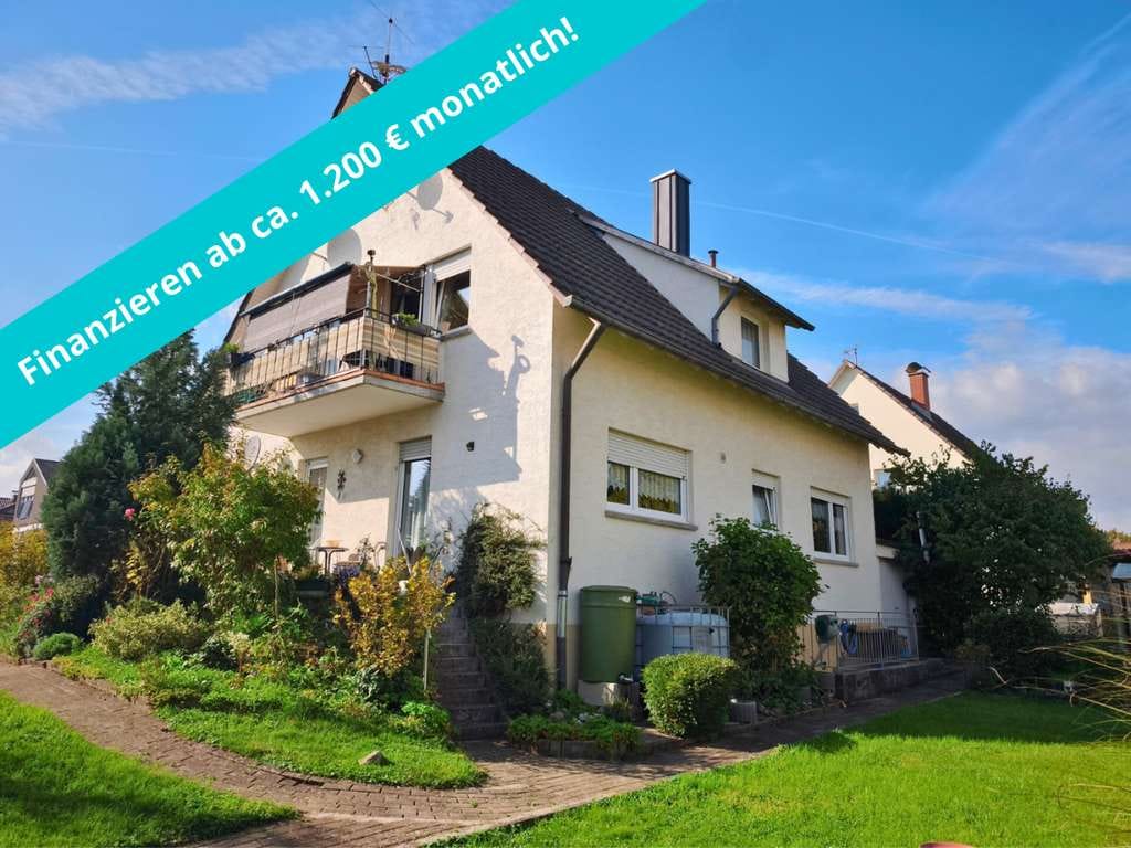 Immobilie in Singen (Hohentwiel) - Charmantes Zweifamilienhaus in Singen-Beuren mit Garage - Bild 1