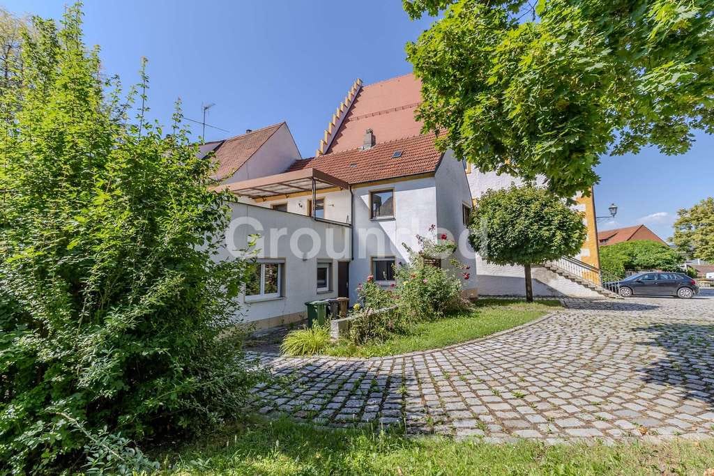 Immobilie in Viereth-Trunstadt - Einfamilienhaus in Schlosslage mit großer Dachterrasse in Trunstadt - Bild 3
