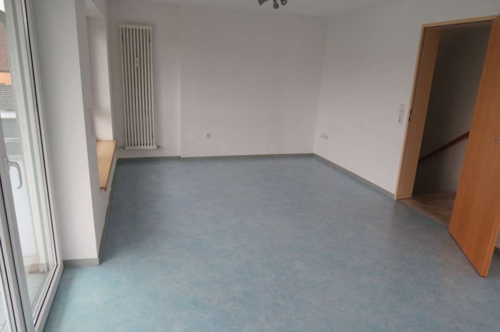 Immobilie in Baienfurt - Mehrgenerationenhaus, Wohnen und Arbeiten im Grünen mit vielen Möglichkeiten - Bild 3