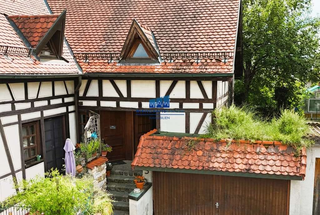 Immobilie in Bondorf - Wunderschönes, sofort bezugsfertiges Fachwerkhaus mit Garten – perfekt für Ihre Familie. - Bild 1