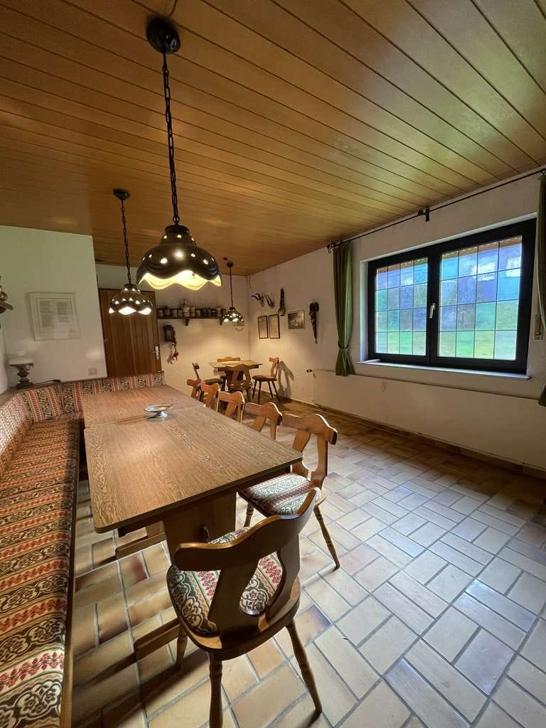Immobilie in Krombach - Bungalow-Potenzial mit Außergewöhnlicher Architektur - Wohnen auf einer Ebene - Bild 5