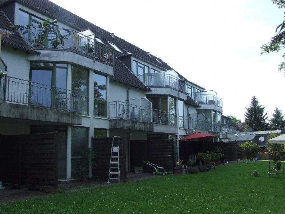 Immobilie in Hilden - Single Wohnung mit Balkon und Duplex Stellplatz. Kleine Kapitalanlage in Hilden!  - Bild 0