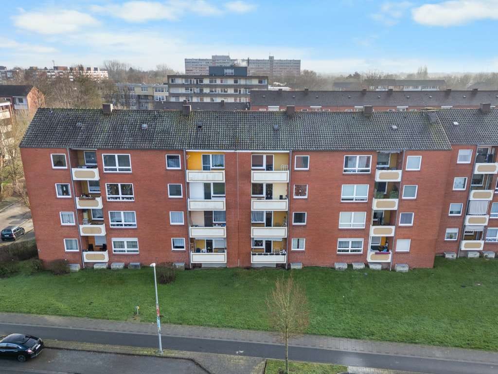 Immobilie in Emden - Wohnungspaket - Zwei vermietete Einheiten - solide Kapitalanlage mit guter Rendite - Bild 2
