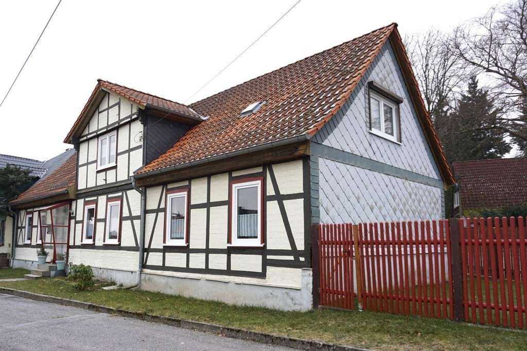 Immobilie in Südharz - Eine Perle im Fachwerkstil - Bild 2