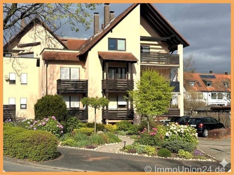 Immobilie in Hemhofen - SOFORT freie 36 qm Wohnung mit wettergeschützten BALKON und CARPORT in TOP Wohnlage - Bild 0