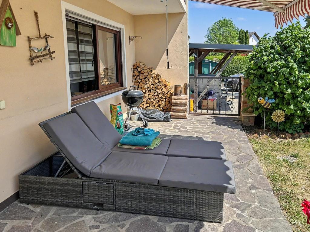 Immobilie in Mamming - Attraktive 5-Zimmer-Erdgeschosswohnung mit Garten, Wintergarten & zusätzlichem Wohnraum in Mamming - Bild 0