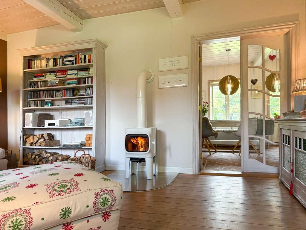 Immobilie in Winnert - Liebevoll und top saniertes Reetdachhaus mit Bauerngarten - Bei Husum-Nordsee - Bild 4