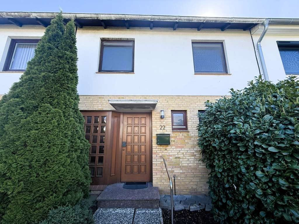 Immobilie in Stelle - Gut geschnittenes Reihenhaus mit Südgarten und Vollkeller in beliebter Wohnlage von Stelle! - Bild 4
