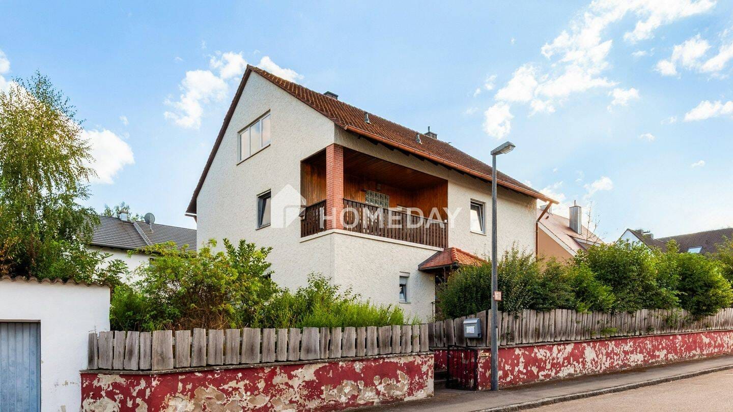 Immobilie in Abenberg - Bezugsfreies Einfamilienhaus mit großen Garten in ruhiger Lage - Bild 4