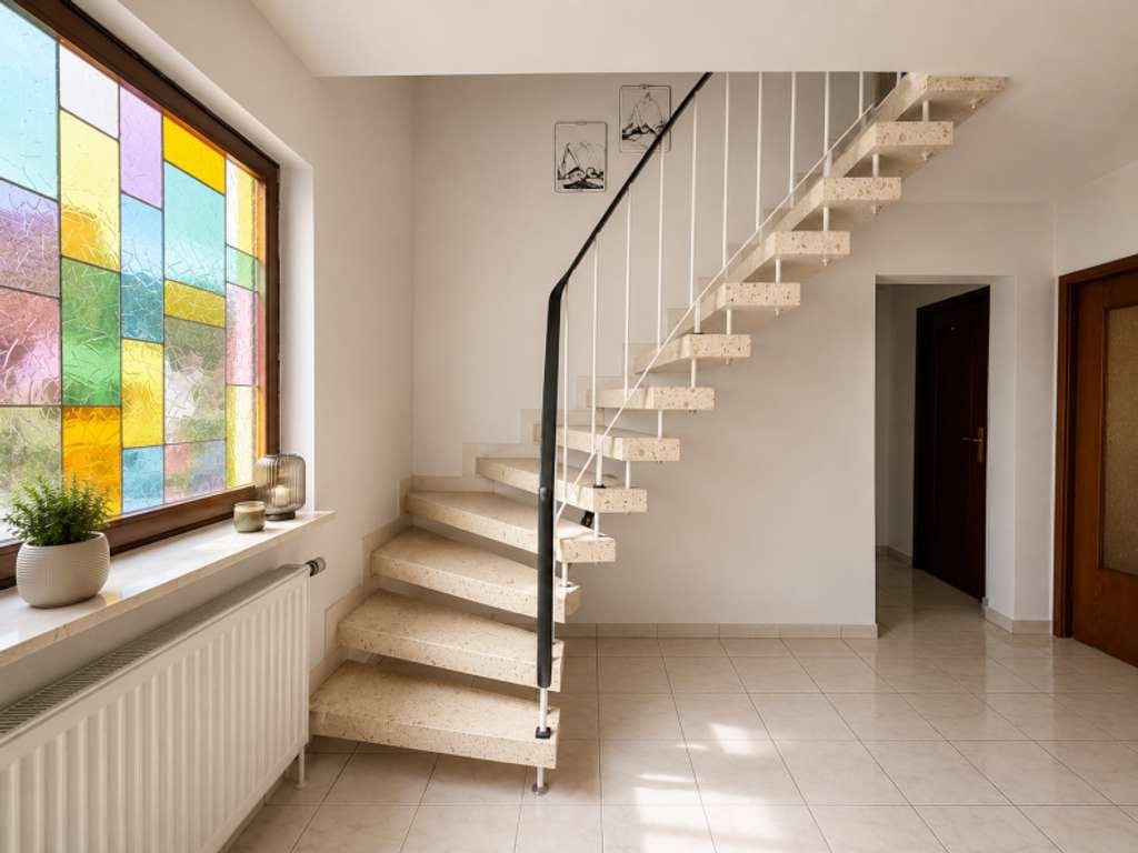 Immobilie in Sankt Ingbert - Charmantes, einseitig angebautes Einfamilienhaus in begehrter Wohnlage - Bild 1