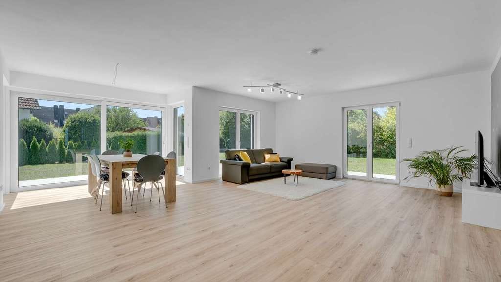 Immobilie in Hummeltal - Hochwertiger Neubau! Energieeffizientes Architektenhaus mit Privatsphäre auf großem Grundstück - Bild 1