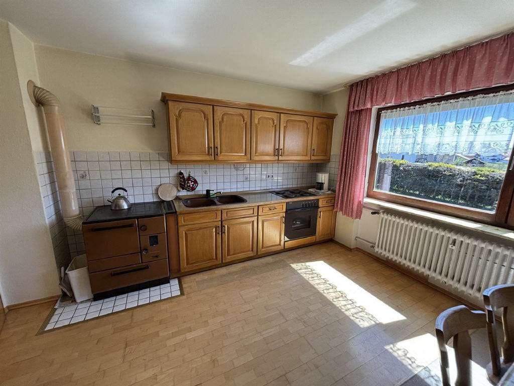 Immobilie in Neureichenau - Solides Ein-/Zweifamilienhaus in idyllischer Dorflage/Sackgasse - Bild 4