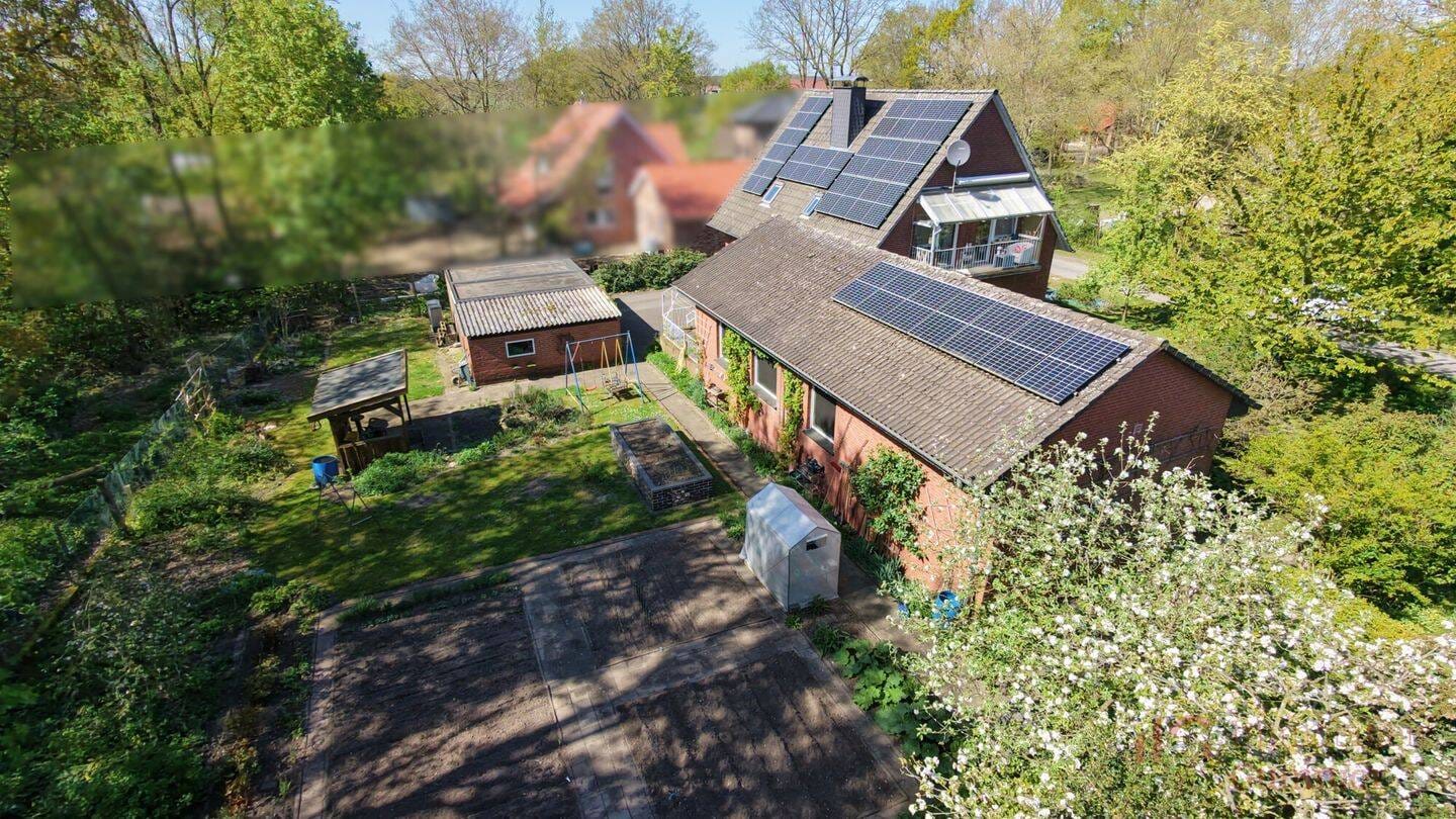 Immobilie in Emsbüren - IMMOBILIEN GUMNIOR präsentiert: großzügiges Einfamilienhaus  im Außenbereich von Emsbüren - Bild 0