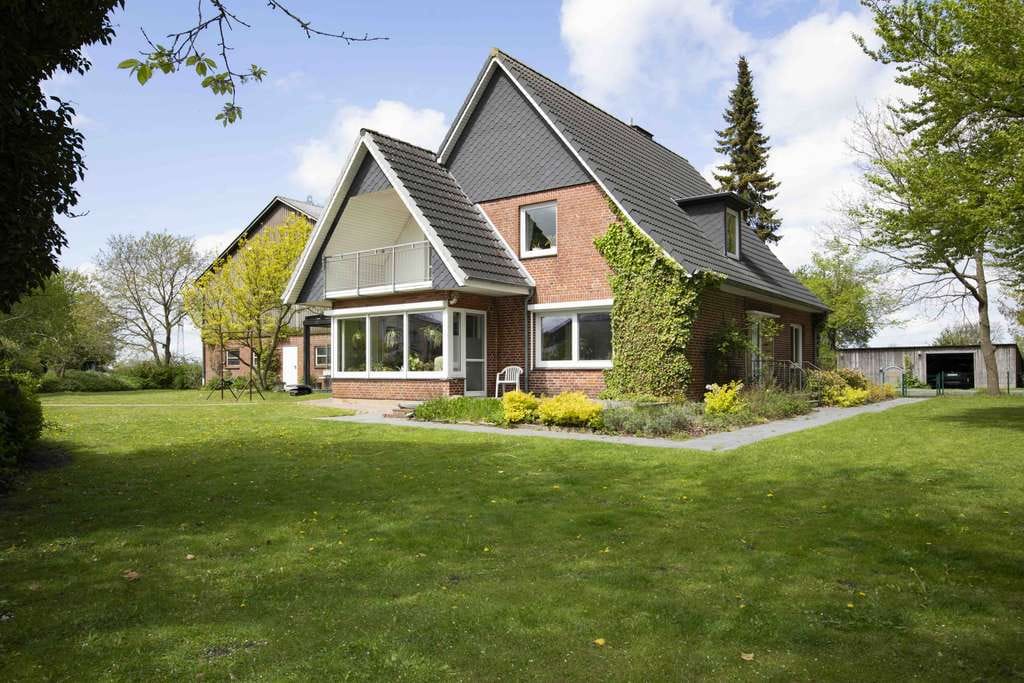 Immobilie in Handewitt - Solides Einfamilienhaus plus zwei Wohneinheiten - Bild 2