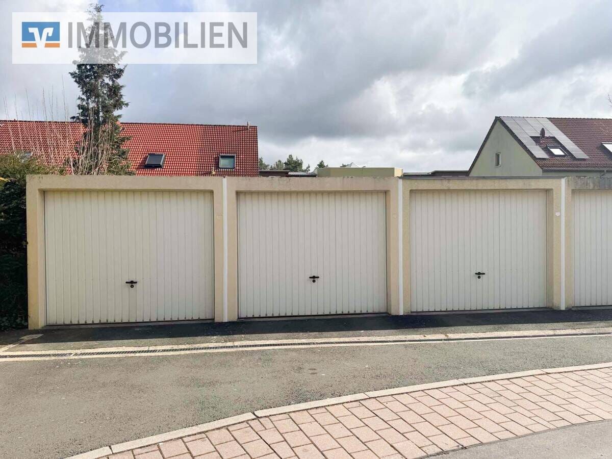 Immobilie in Bad Klosterlausnitz - Doppelhaushälfte in ruhiger Wohngegend mit Garten, Garage und Stellplatz - Bild 3