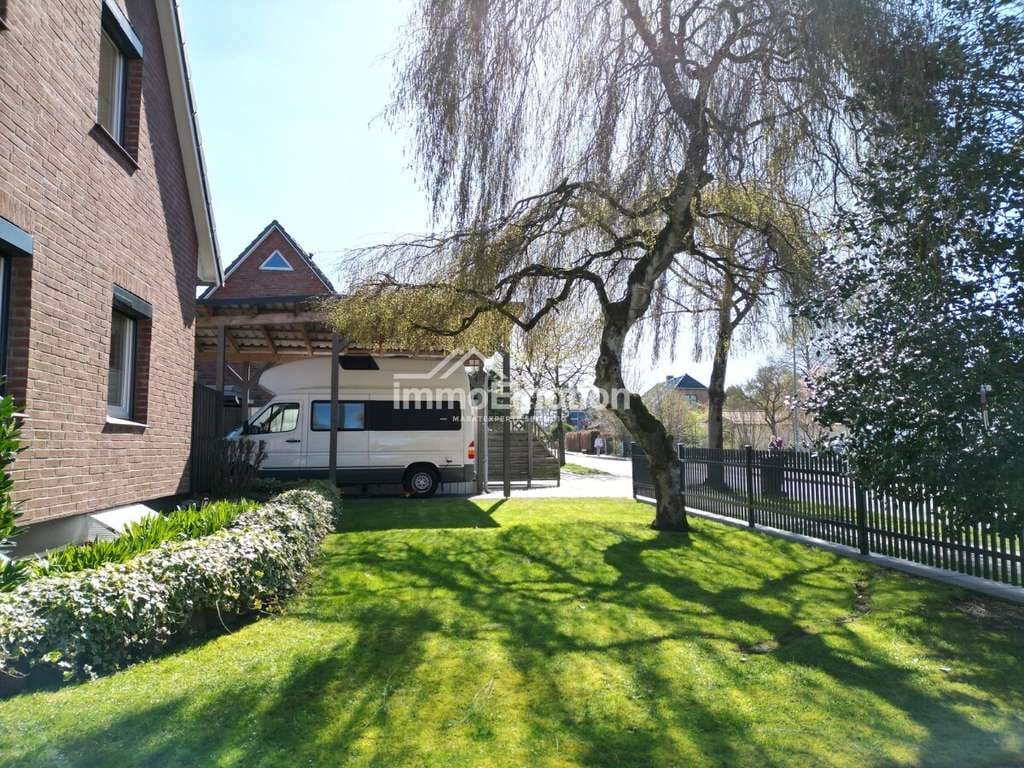 Immobilie in Tostedt - Natur vor der Tür, Stadt in Reichweite – Familienhaus auf großem Grundstück, teilweise  modernisiert - Bild 3