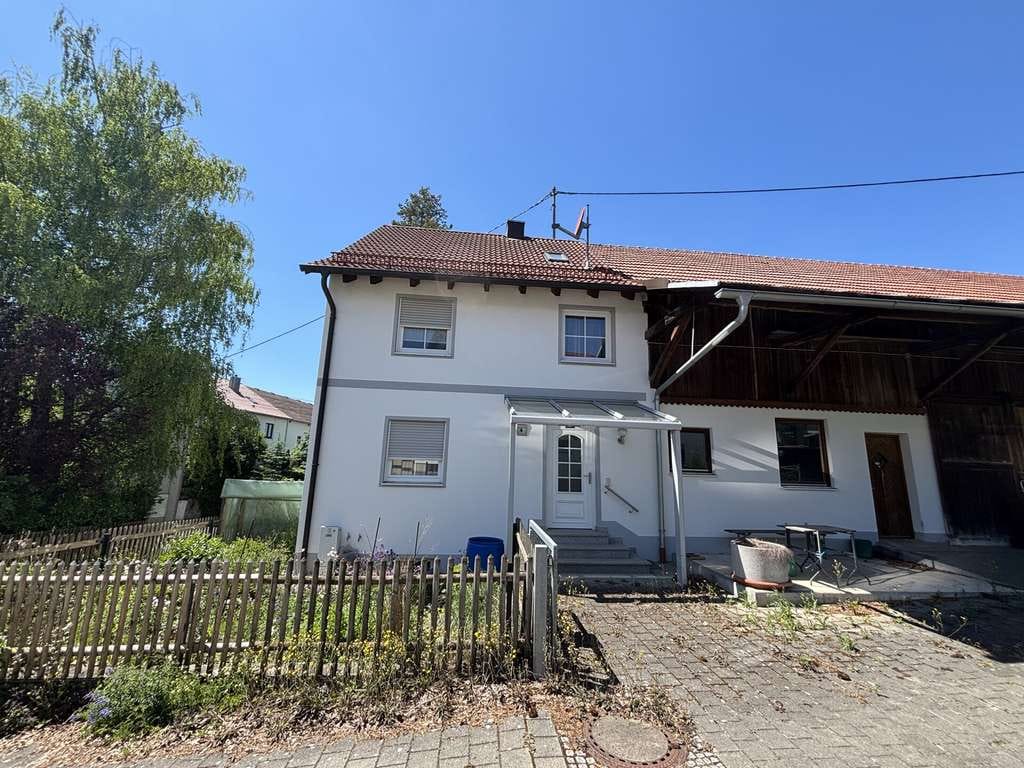 Immobilie in Mering - Zentral gelegenes Einfamilienhaus im guten Zustand - Bild 2