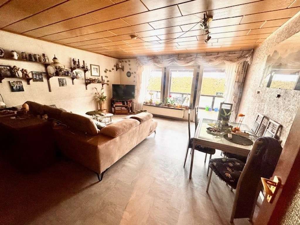 Immobilie in Edingen-Neckarhausen - Freistehendes 1-2 Familienhaus in Neu-Edingen. - Bild 1