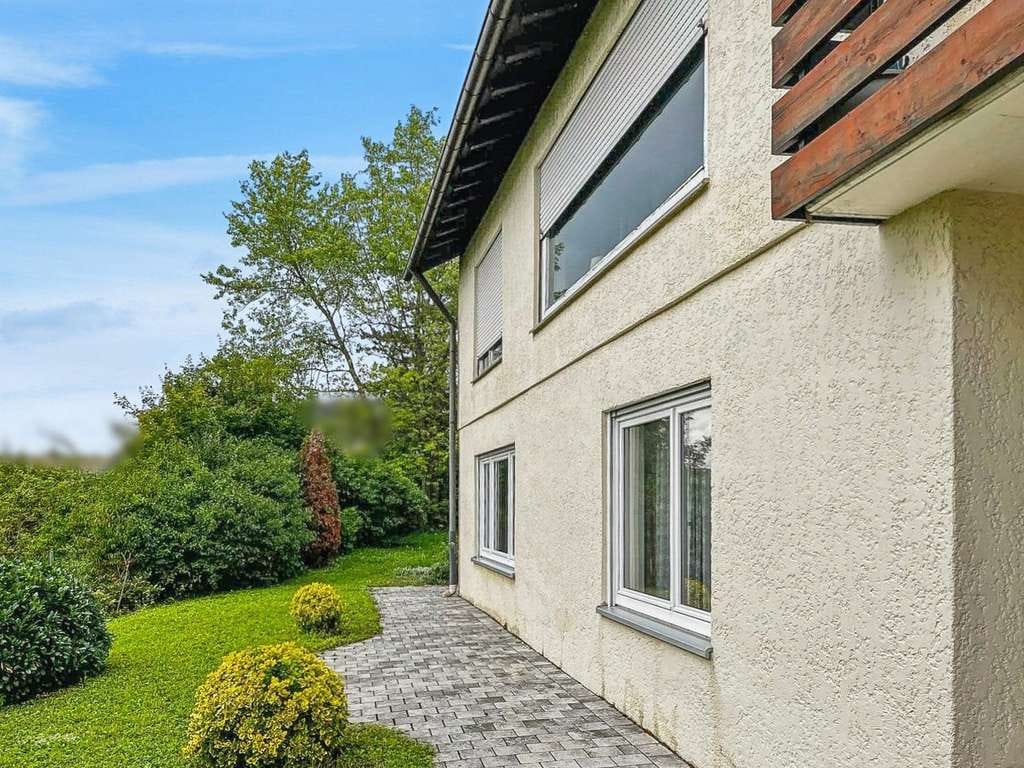 Immobilie in Schöntal - Großzügig geschnittene 3-Zimmer-Eigentumswohnung in reizvoller Umgebung - Bild 0