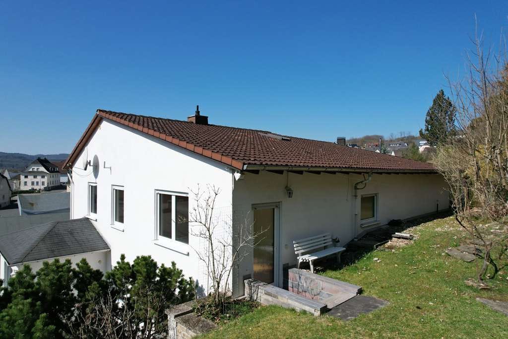 Immobilie in Herborn - Wohnen mit Weitblick - provisionsfrei - Bild 3