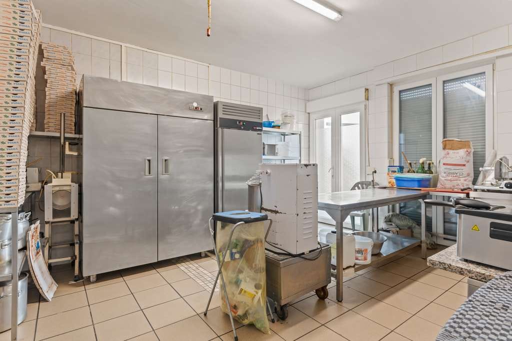 Immobilie in Landau in der Pfalz - Attraktive Einheit mit großem Außenbereich – ideal für Gewerbe oder Wohnumbau! - Bild 4