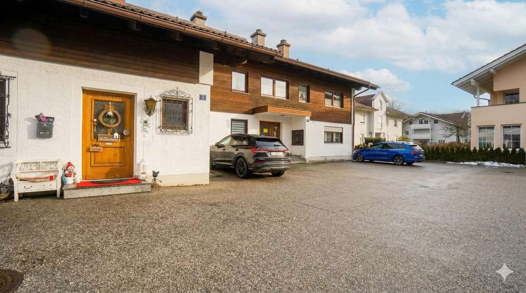 Immobilie in Piding - Charmante Dachgeschosswohnung: Ihr neues Zuhause vor den Toren Salzburgs / Piding DE - Bild 0
