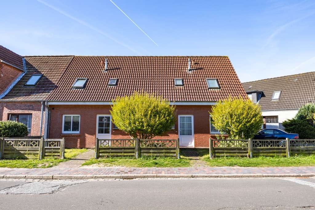 Immobilie in Heide - Solides Reihenmittelhaus in zentraler Lage in Heide - Bild 0