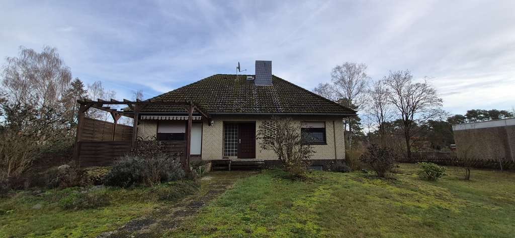 Immobilie in Gorleben - Charmanter Bungalow - EBK - Vollkeller - Tiefgarage - Ausbaupotenzial - Bild 0