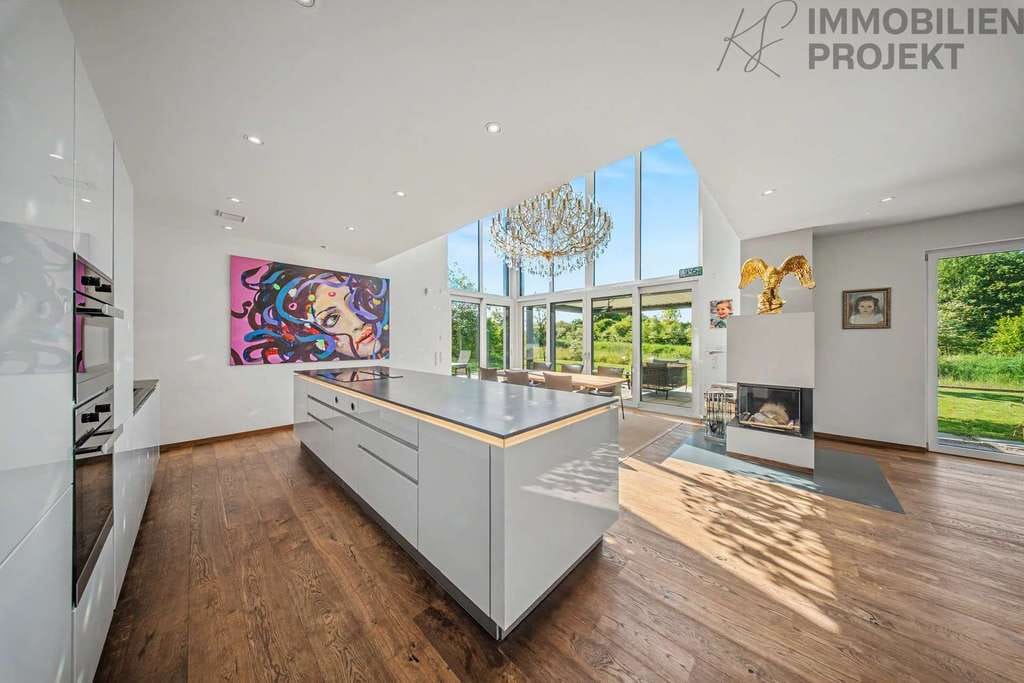 Immobilie in Bindlach - Moderne Architektur in privilegierter Naturlage – Designanwesen mit hochwertigem Interior-Konzept - Bild 1