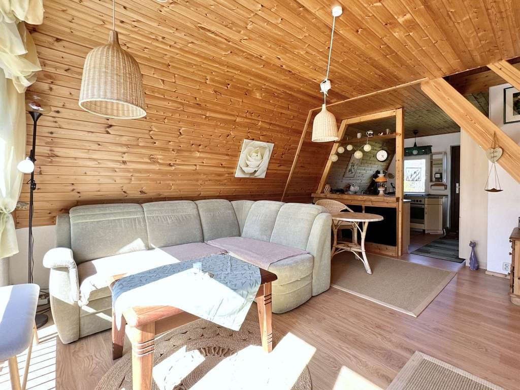 Immobilie in Bartenshagen-Parkentin - Energetisch saniertes Nurdachhaus mit Südterrasse, Garten & Carport nahe der Ostsee - Bild 4