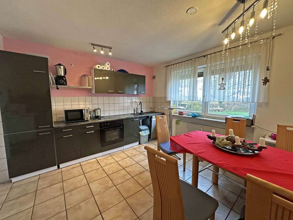 Immobilie in Helmstadt-Bargen - 2-Zi.-Wohnung mit Garage und Garten in Helmstadt! - Bild 2