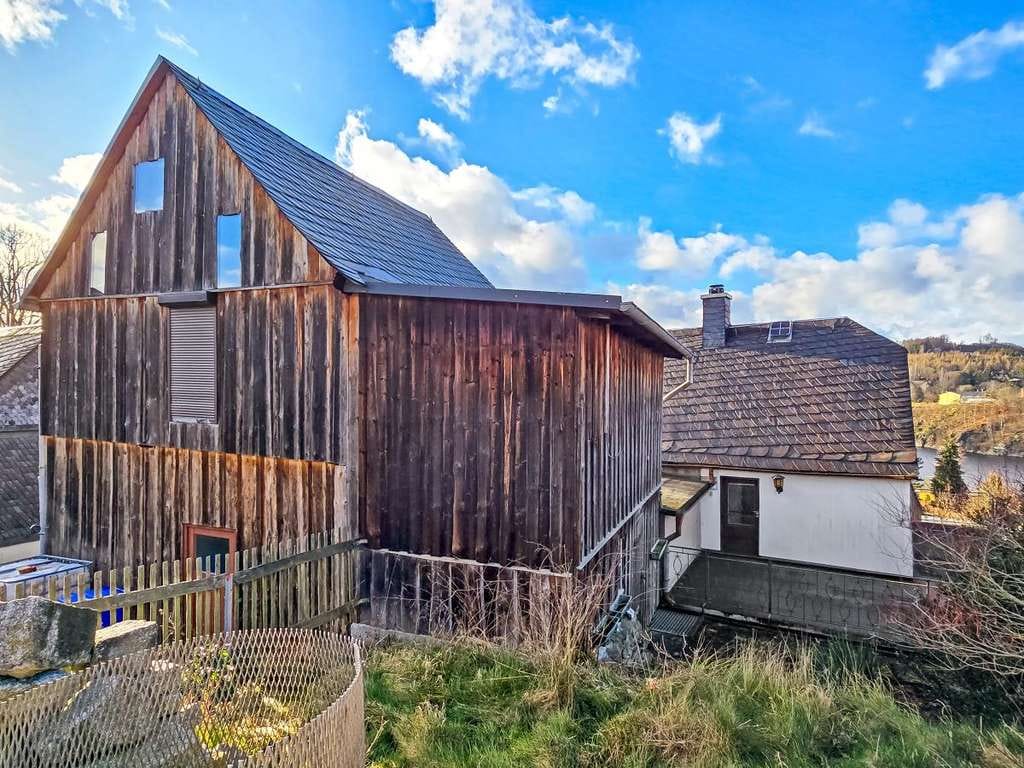 Immobilie in Bad Lobenstein - Ferienhaus mit traumhaftem Blick auf den Stausee (A1599)  - Bild 1