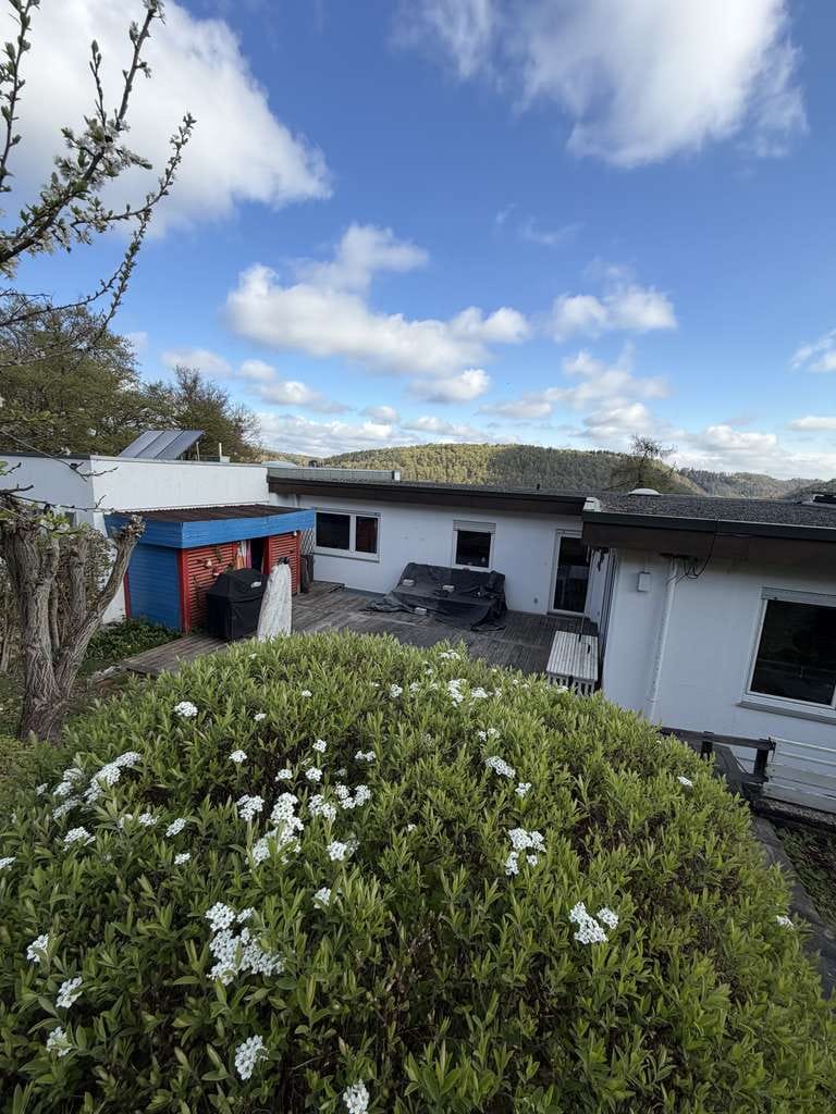Immobilie in Blaustein - Zweifamilienhaus Blaustein-Klingenstein | ca. 180 m² + Garage + 50 m² Terrrasse + ELW - Bild 2