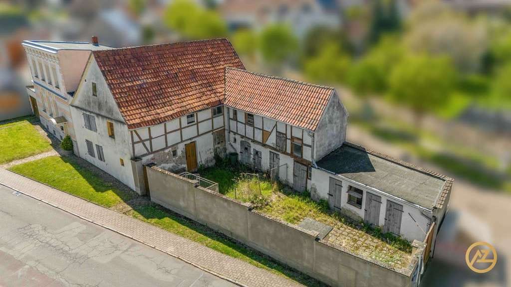 Immobilie in Wanzleben-Börde - "Solides Wohnhaus mit Garten, Innenhof und Entwicklungspotenzial in Hohendodeleben" - Bild 2