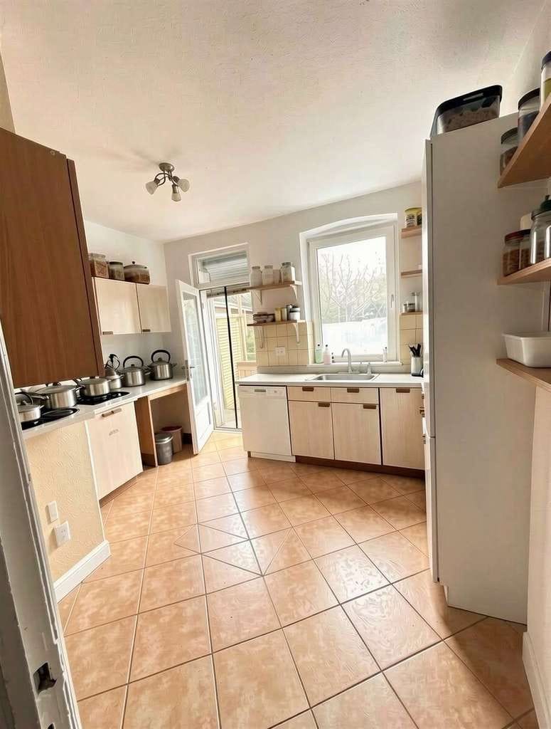 Immobilie in Husum - Historischer Charme trifft auf Potenzial – Einfamilienhaus mit Garten im Herzen von Husum - Bild 4