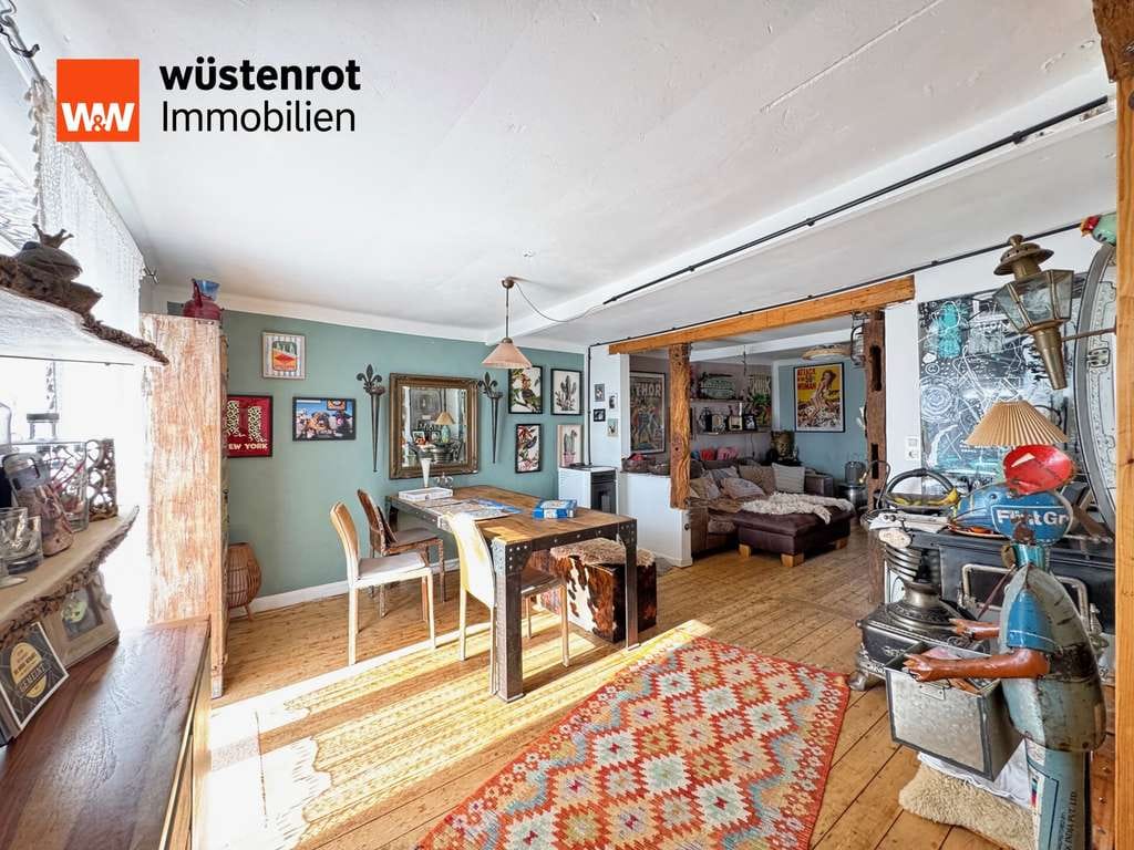 Immobilie in Höhn - Liebevoll gestaltetes Einfamilienhaus mit großer Scheune - Bild 0